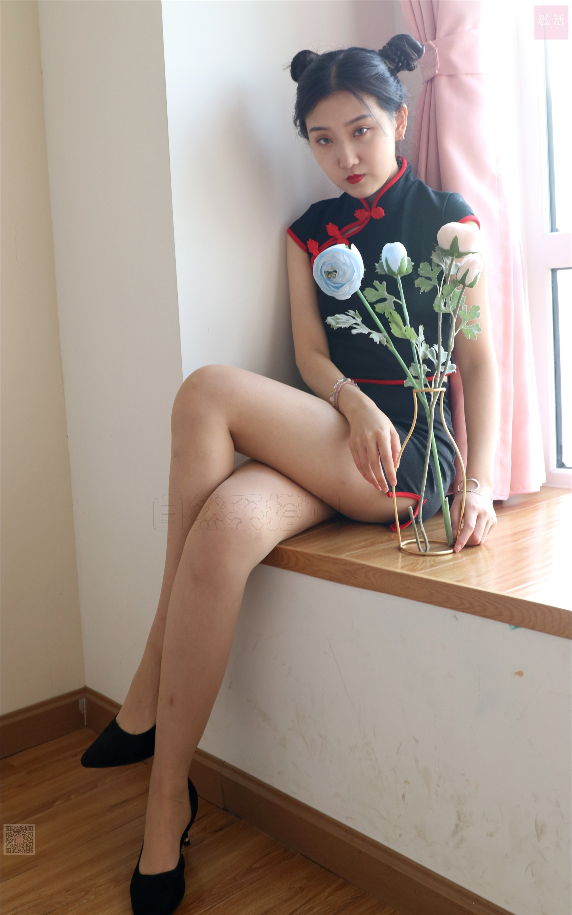 SiHua思话  SH030 露露 旗袍下的肉丝脚